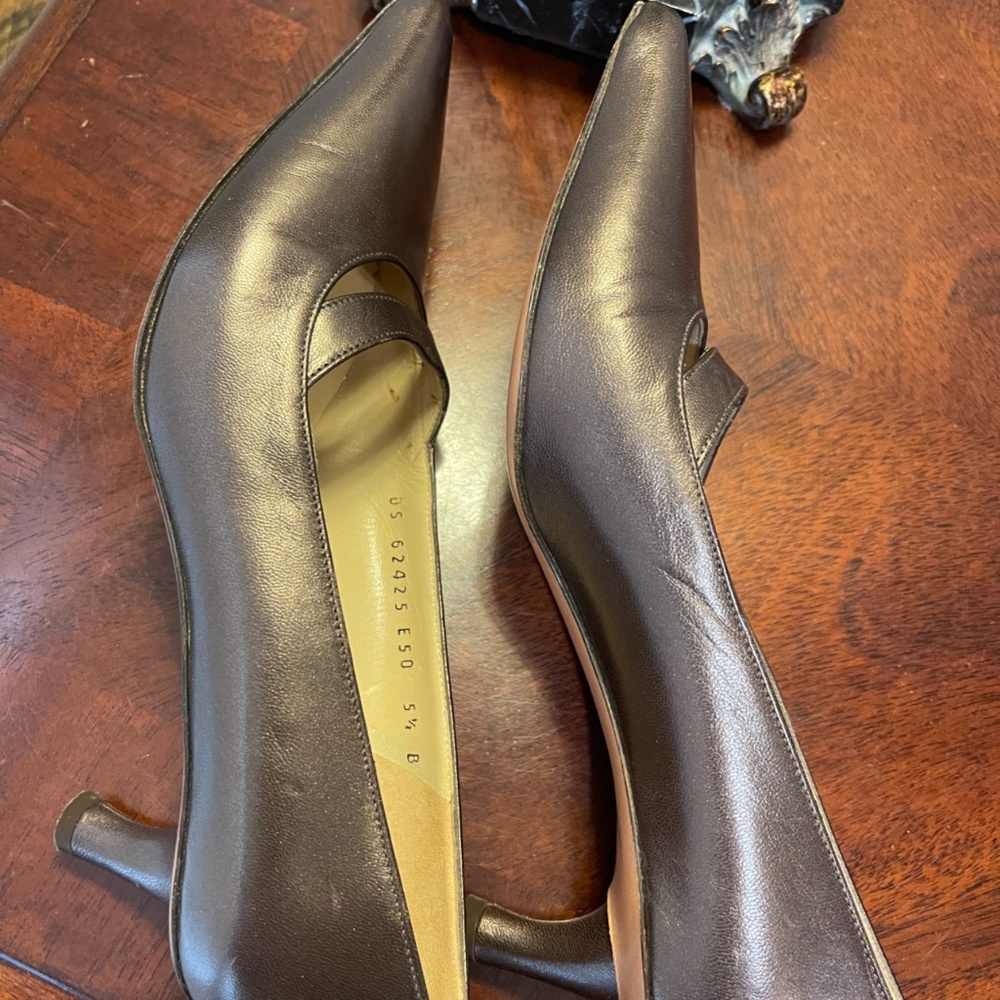 Metallic Pumps - Picture 6 of 6